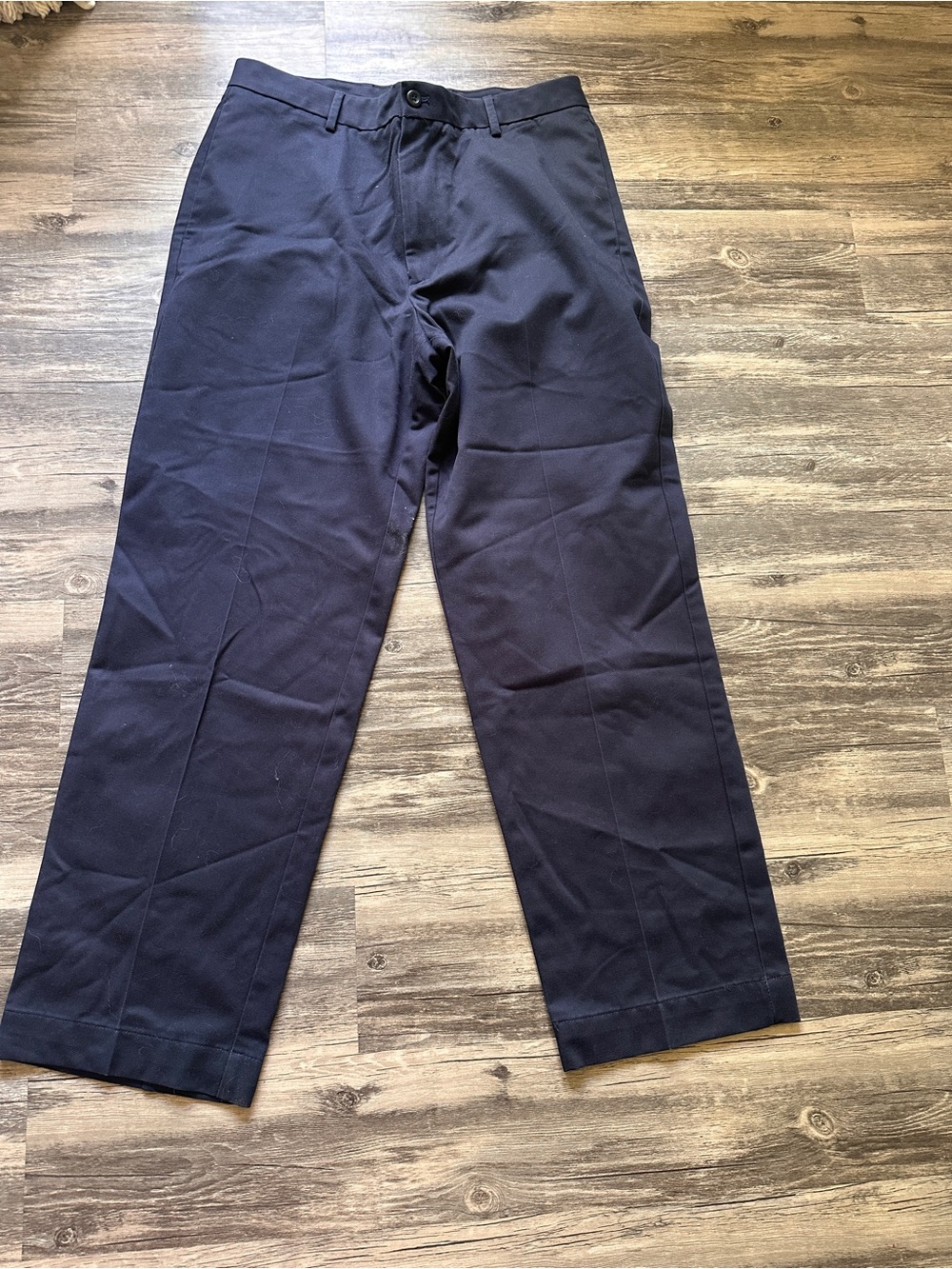 Izod Men’s Navy Chinos Straight Leg